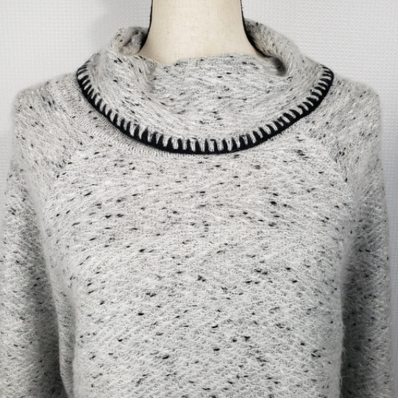Cable & Gauge Sweaters - Cable & Gauge Cowl Neck Sweater, Ivory/Black